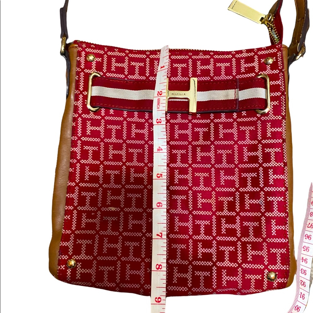 Tommy Hilfiger like new red cross body purse